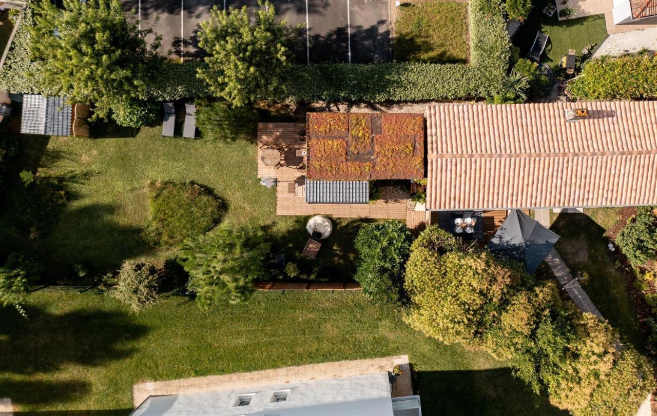 Les Suites D'Alienor-Suite Acanthe Pessac Exterior photo